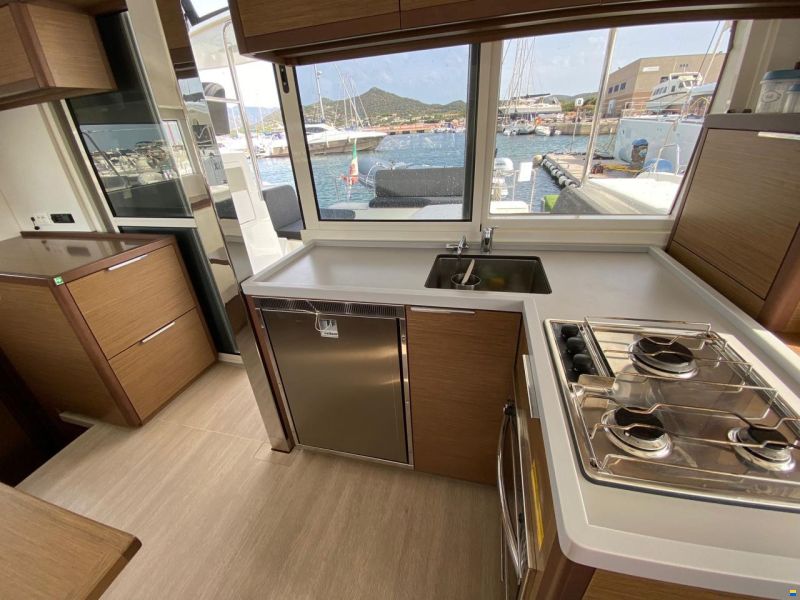 Lagoon 40