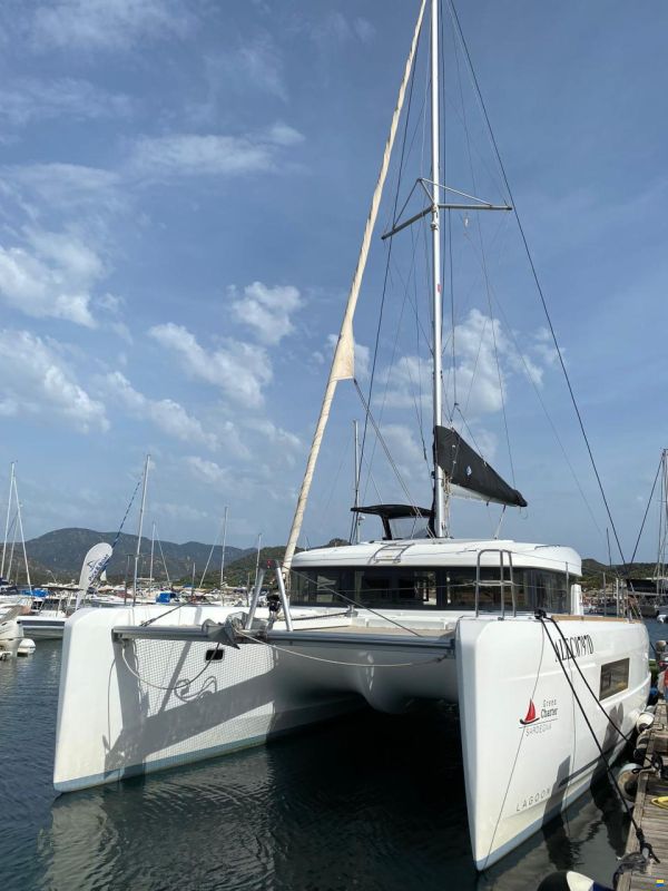 Lagoon 40
