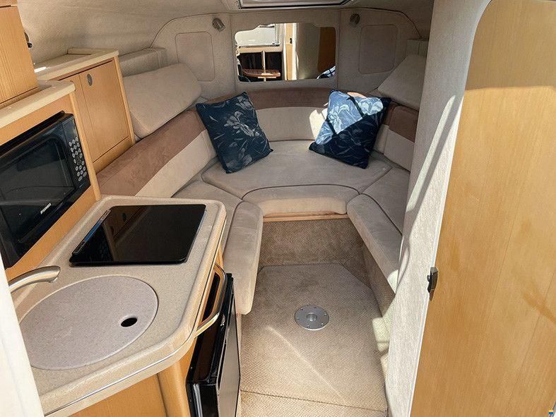 Sea Ray DA 255 Sundancer