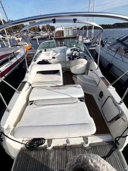 Sea Ray DA 255 Sundancer