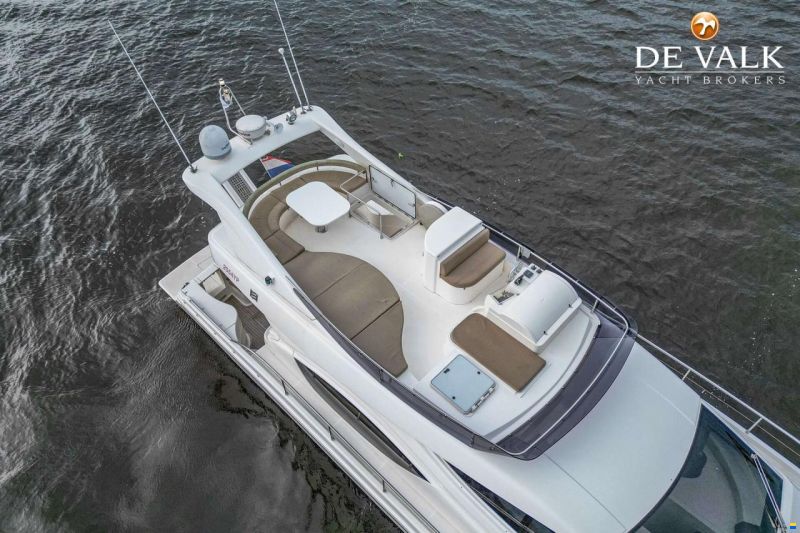 Ferretti 550