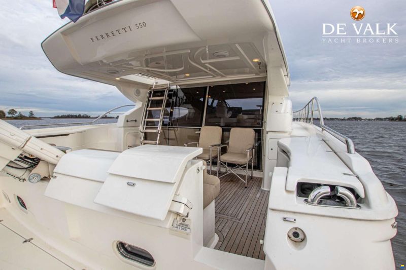 Ferretti 550