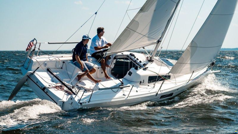 Beneteau First 27