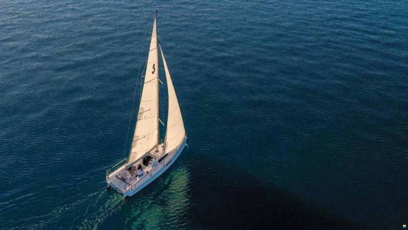 Beneteau First 27