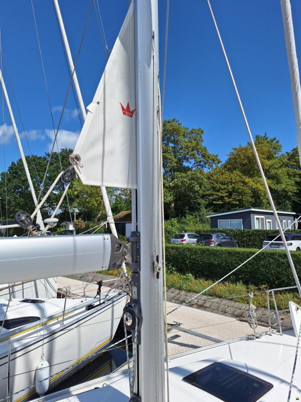 Bavaria Cruiser 37