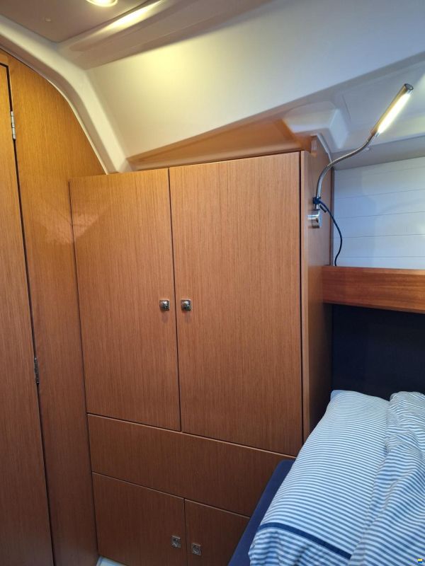Bavaria Cruiser 37