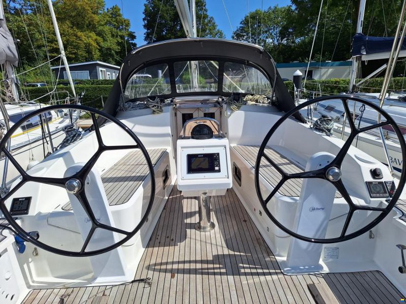 Bavaria Cruiser 37