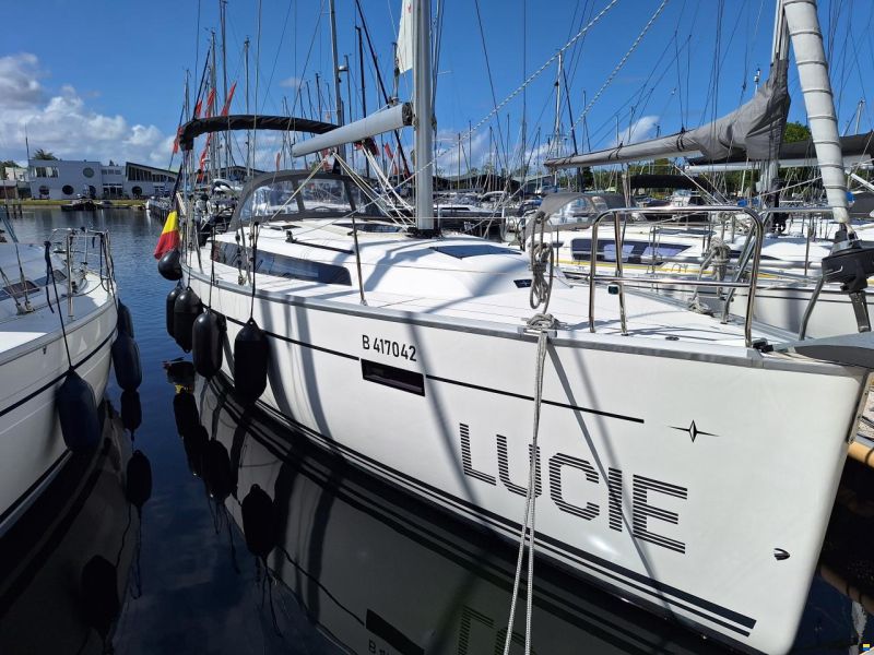 Bavaria Cruiser 37