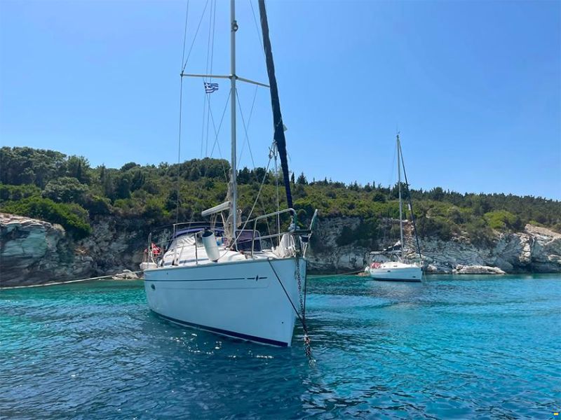 Bavaria Cruiser 37