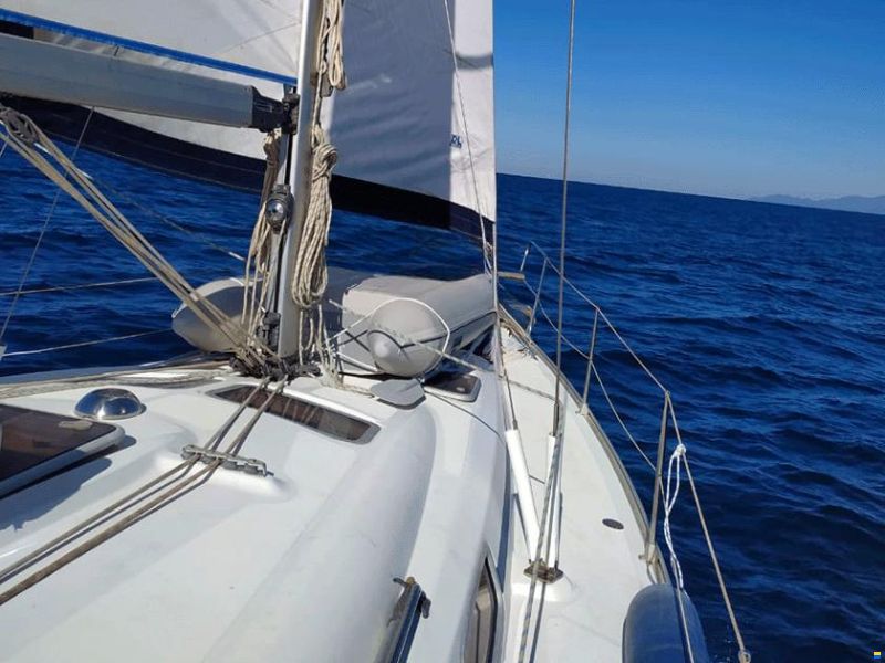 Bavaria Cruiser 37