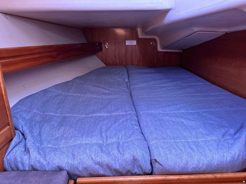 Bavaria Cruiser 37