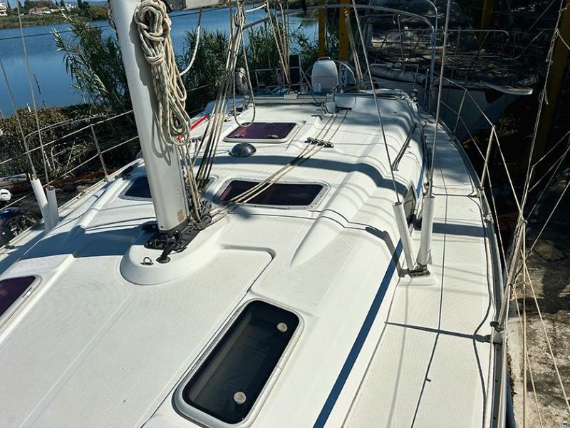 Bavaria Cruiser 37