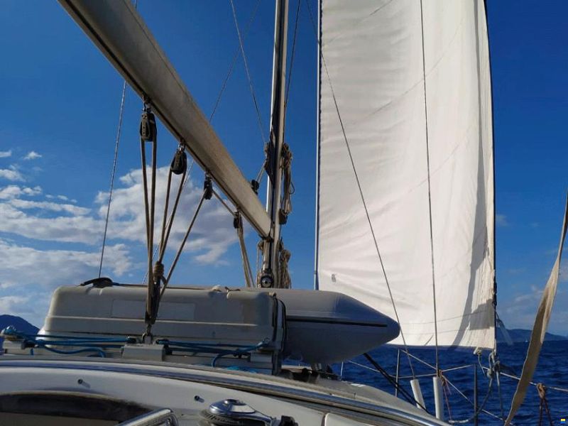 Bavaria Cruiser 37