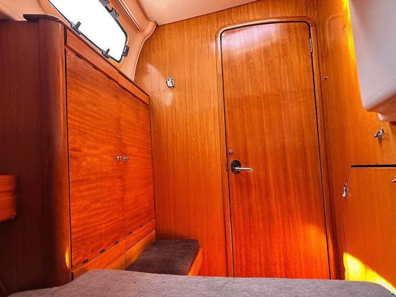 Bavaria Cruiser 37