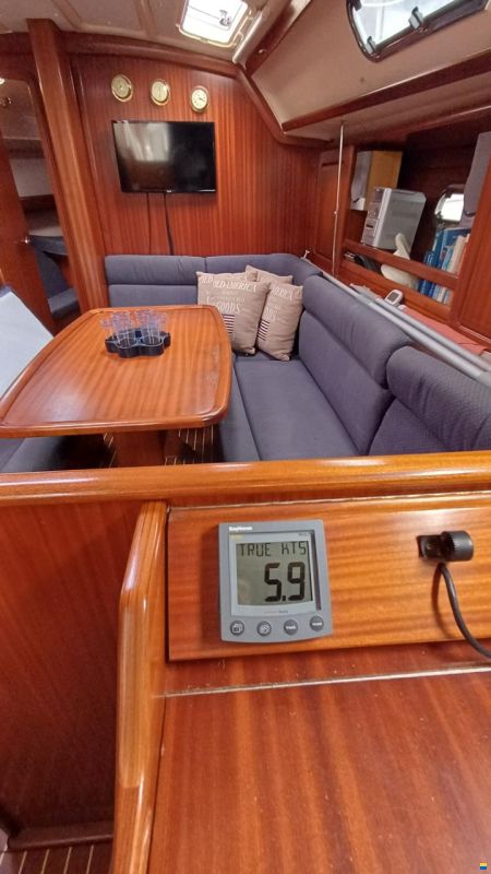 Bavaria 40