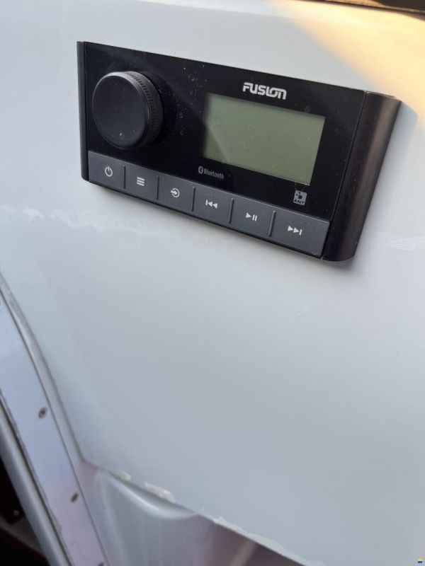 FB Design Rib 33