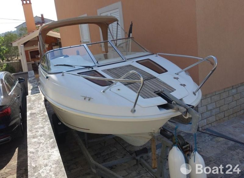 Jeanneau Cap Camarat 555 DC