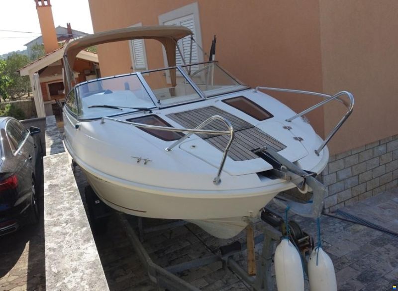 Jeanneau Cap Camarat 555 DC
