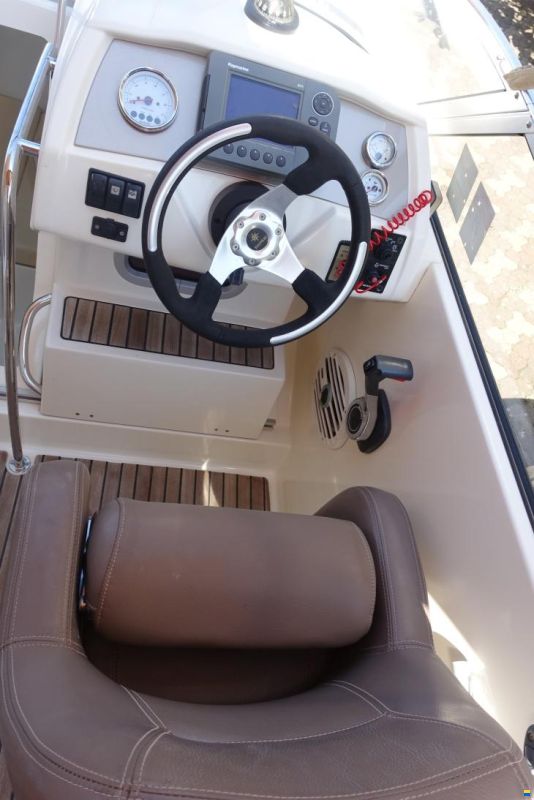 Jeanneau Cap Camarat 555 DC