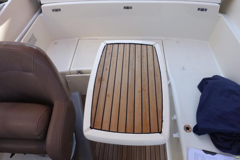 Jeanneau Cap Camarat 555 DC
