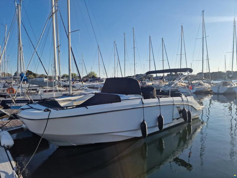 Beneteau Flyer 9 spacedeck