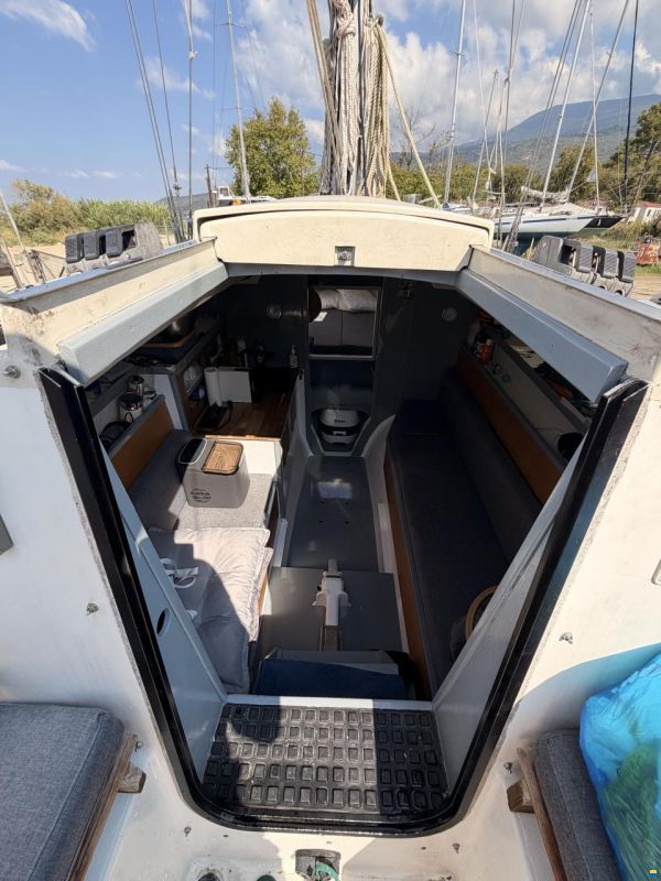 Performance Cruising Trimaran