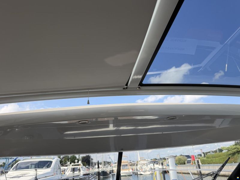 Jeanneau NC 11