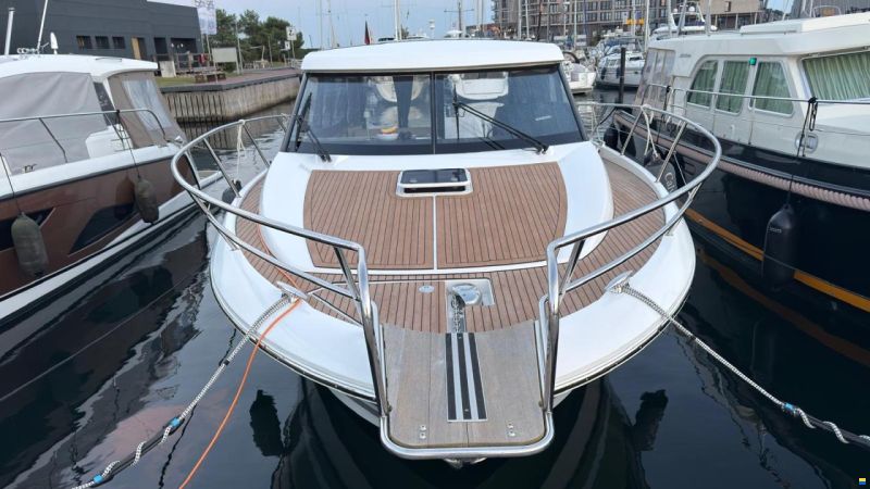 Jeanneau NC 11