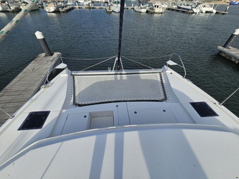 Robertson&Caine Leopard 40