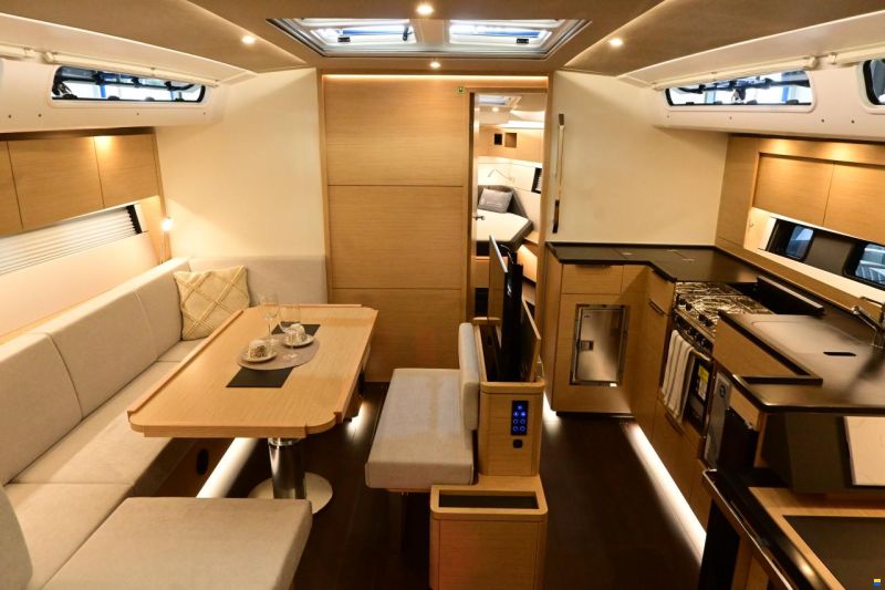 Hanse 460