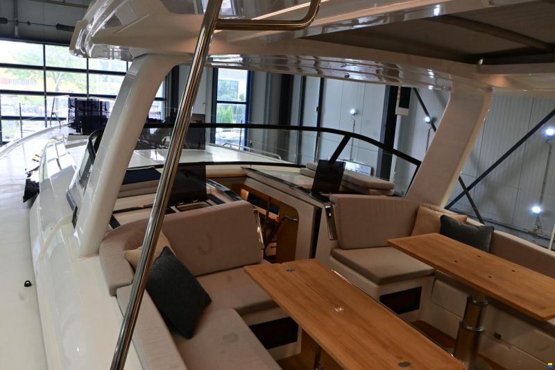 Hanse 460