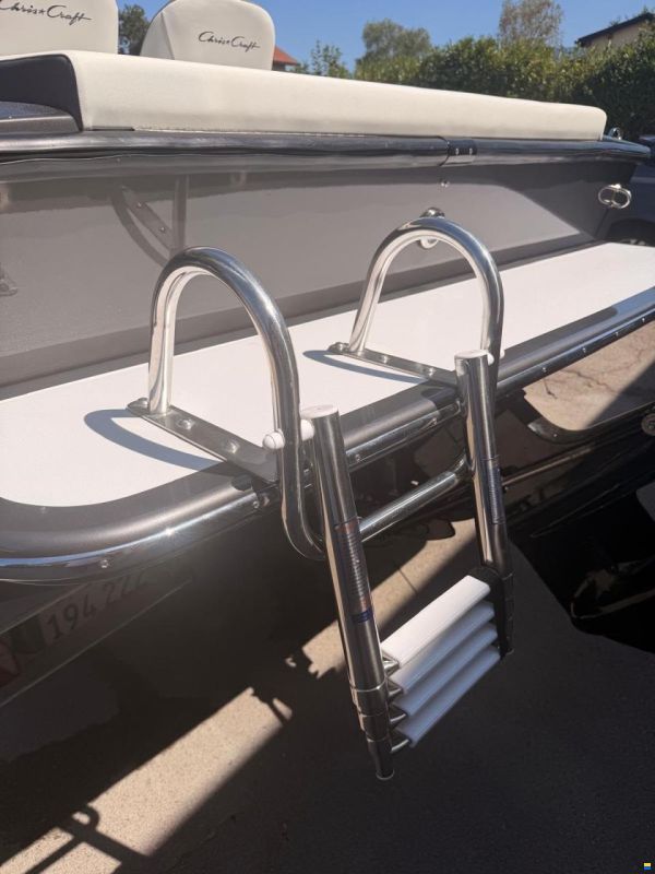 Chris Craft 214 VF SCORPION