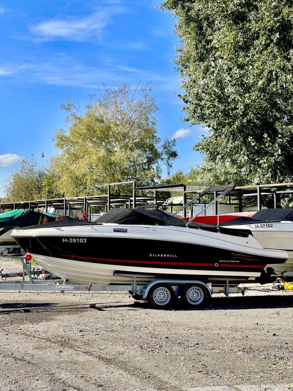 Bayliner VR5