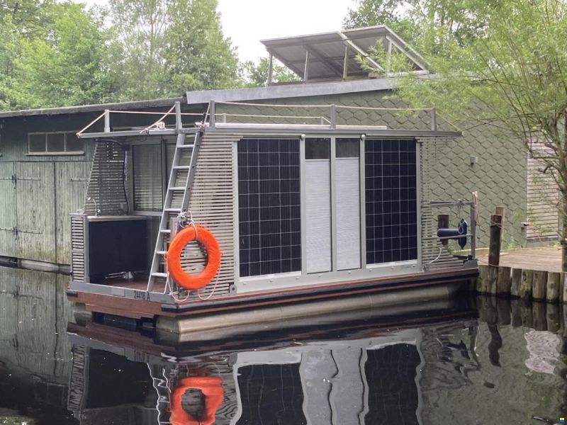 Klunder Solarhausboot, trailerbar