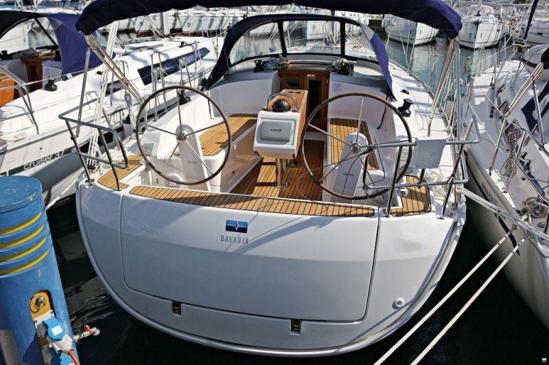 Bavaria Cruiser 37