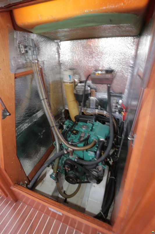 Bavaria Cruiser 37