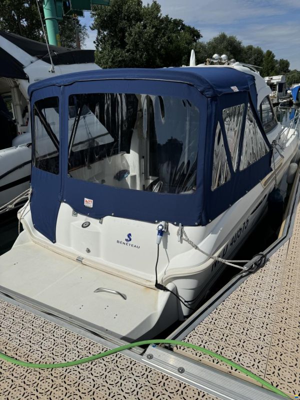 Beneteau Antares 7