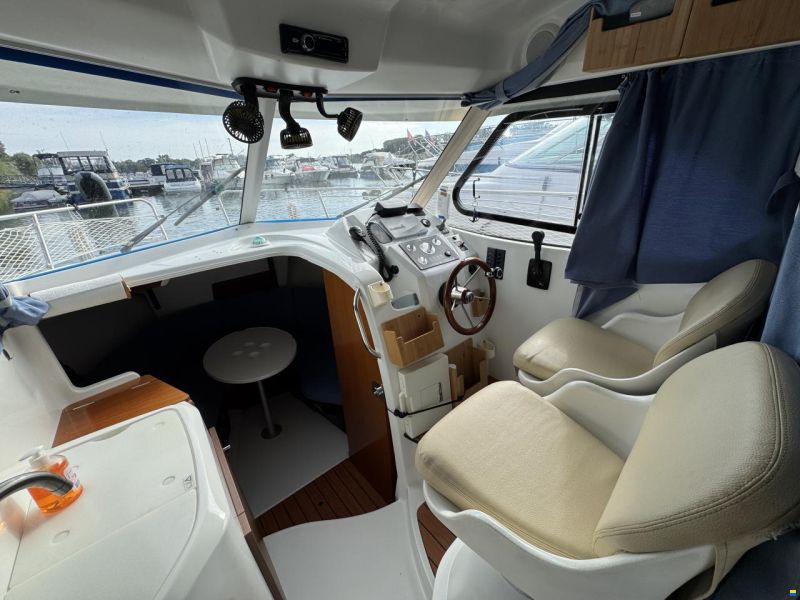 Beneteau Antares 7