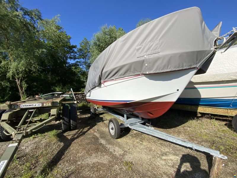 Beneteau Antares 7
