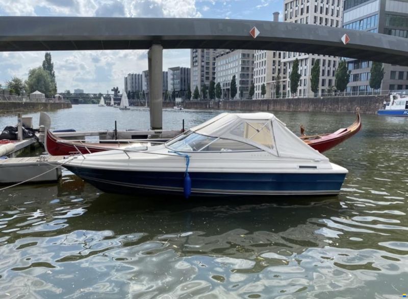 Maxum Maxum2000 SCL