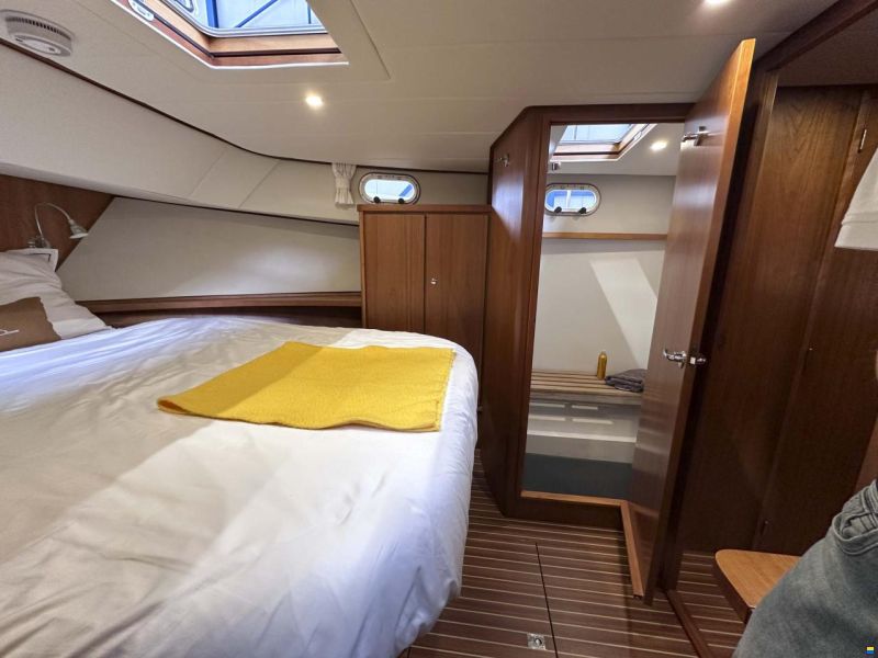 Linssen Grand Sturdy 470 Sedan Wheelhouse