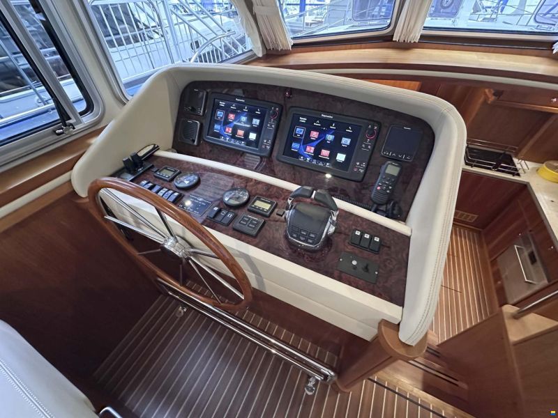 Linssen Grand Sturdy 470 Sedan Wheelhouse