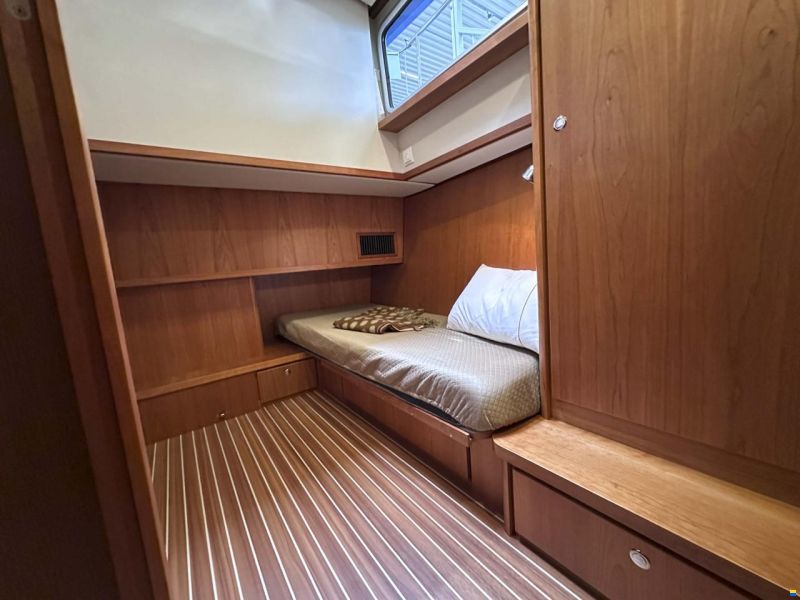 Linssen Grand Sturdy 470 Sedan Wheelhouse