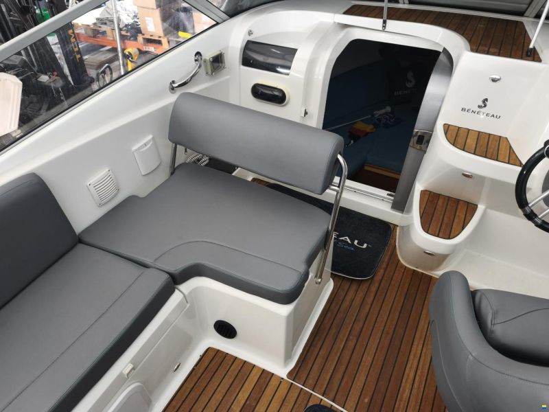 Beneteau 750 Flyer Cabrio
