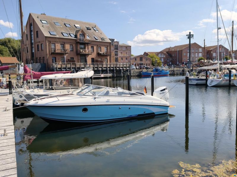 Beneteau 750 Flyer Cabrio