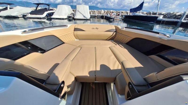 Sea Ray SLX 260 Surf