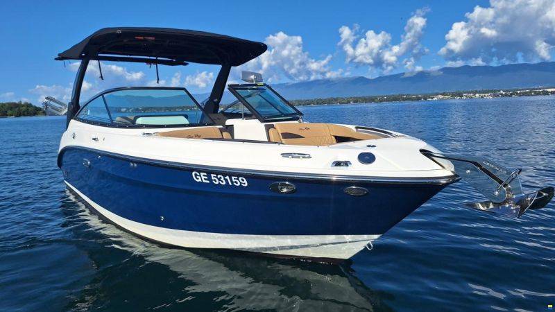 Sea Ray SLX 260 Surf