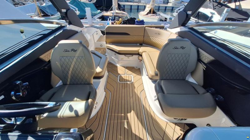 Sea Ray SLX 260 Surf