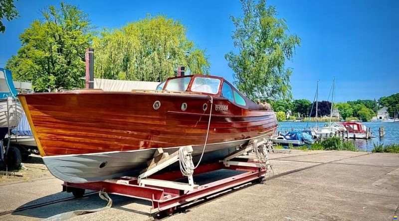 Mahagoni-Backdecker