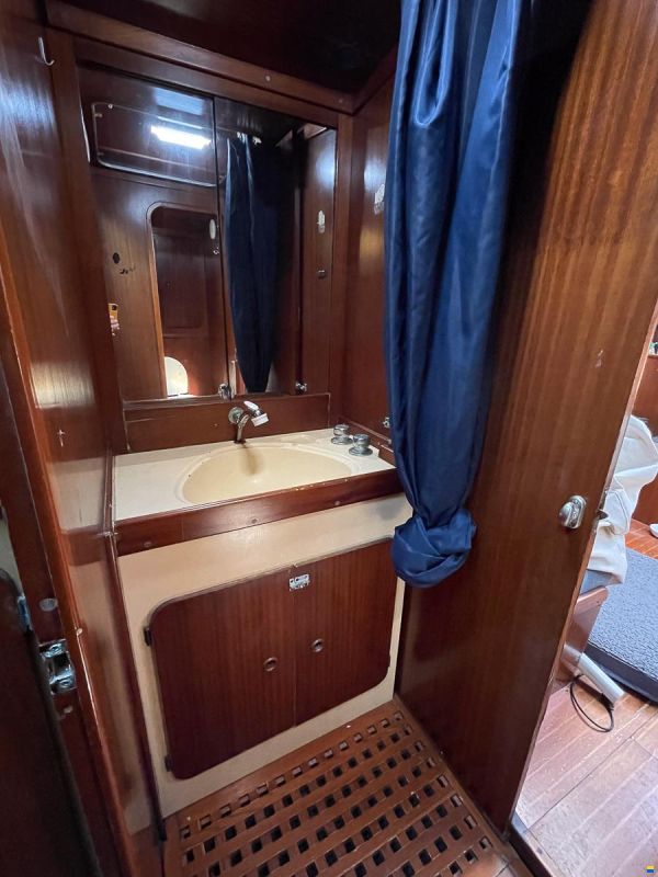 North Wind Mistral 40